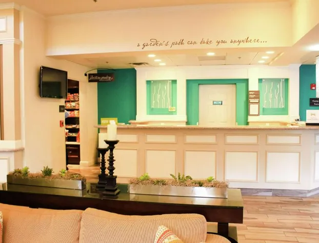 Hilton Garden Inn Redding hotel detail image 3