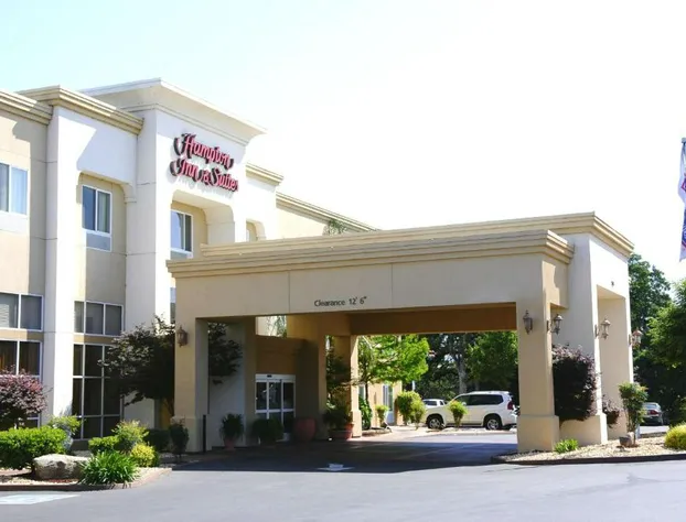 Hampton Inn & Suites Red Bluff hotel detail image 1