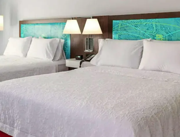 Hampton Inn & Suites Red Bluff hotel detail image 3