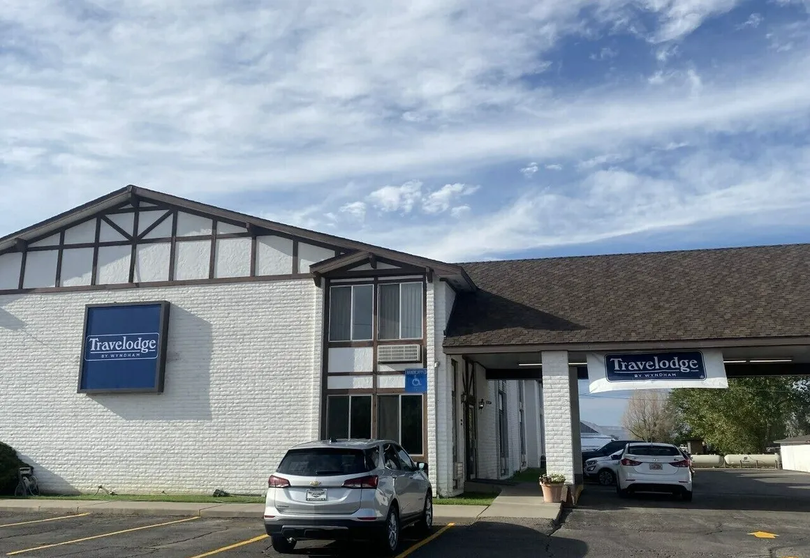 Travelodge by Wyndham Green River UT hotel hero