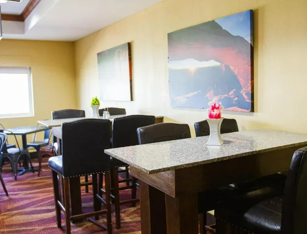 First Choice Inns at the Swell hotel detail image 3