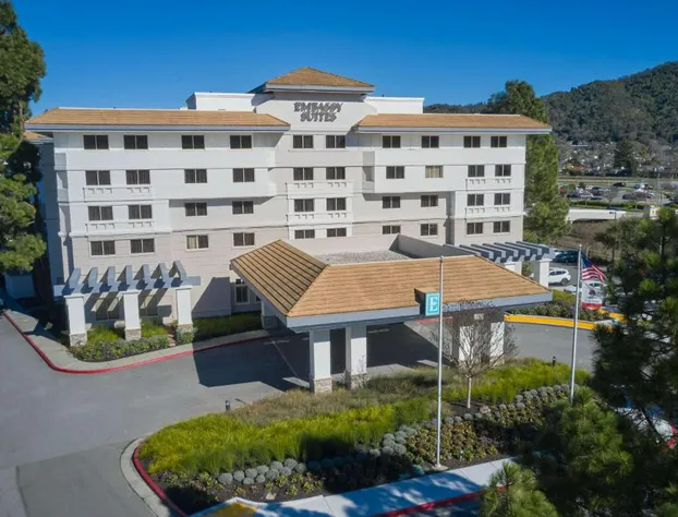 Embassy Suites by Hilton San Rafael Marin County hotel detail image 2