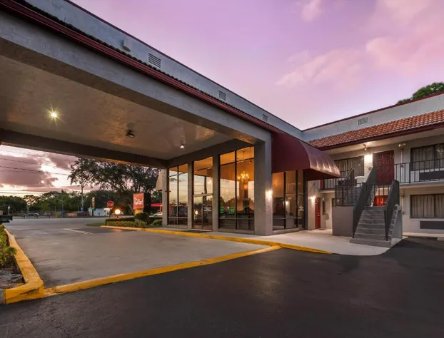 Red Roof Inn Ft Pierce hotel detail image 4