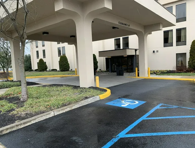 Comfort Inn & Suites Mt. Holly - Westampton hotel detail image 3