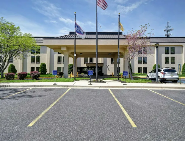 Comfort Inn & Suites Mt. Holly - Westampton hotel detail image 1