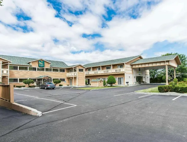 Quality Inn Shelburne - Burlington hotel detail image 1