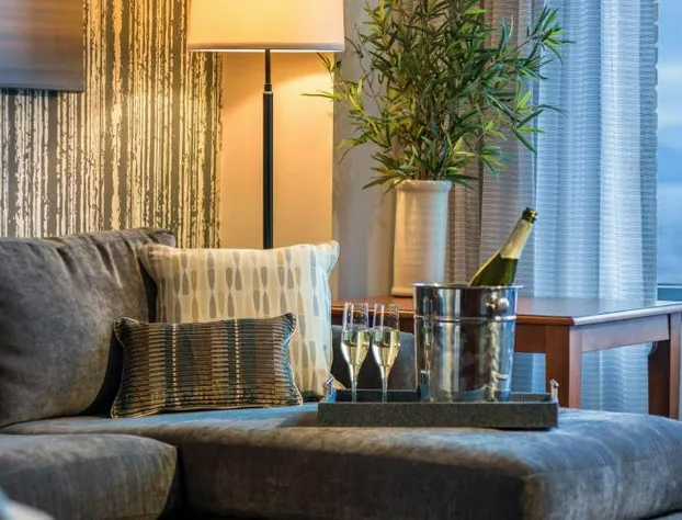 Courtyard Marriott Burlington Harbor hotel detail image 2