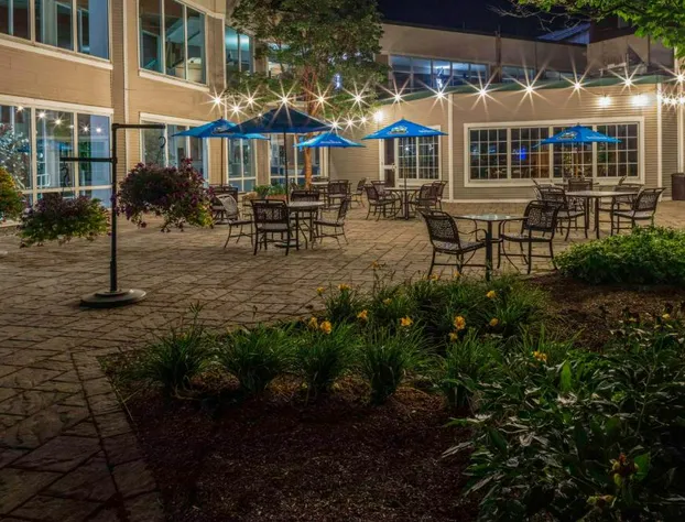 DoubleTree by Hilton Burlington Vermont hotel detail image 1