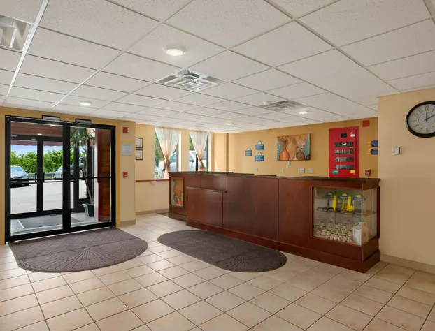 Days Inn by Wyndham Colchester Burlington hotel detail image 2