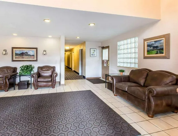 Quality Inn & Suites Silverthorne - Copper Mountain hotel detail image 4