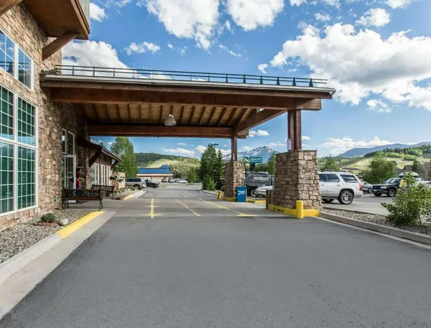 Quality Inn & Suites Silverthorne - Copper Mountain hotel detail image 1