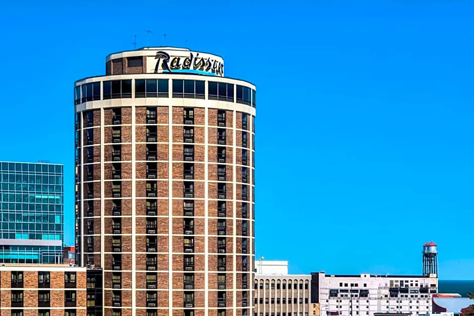 Radisson Hotel Duluth - Harborview hotel hero