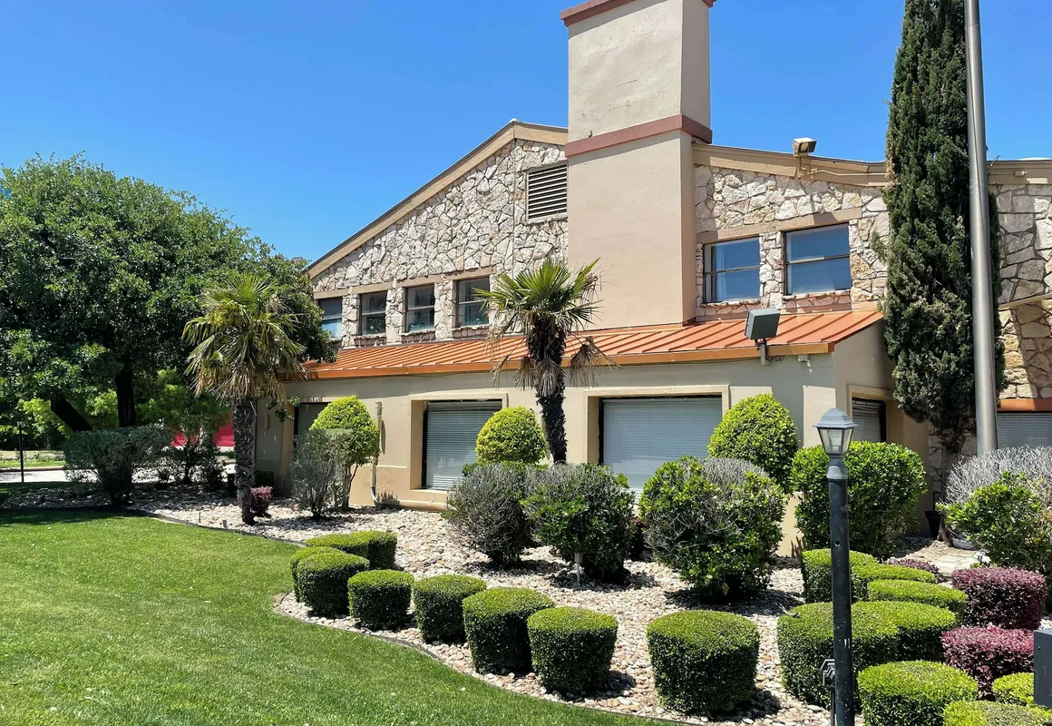 Studio 6 Suites North Richland Hills, TX hotel hero