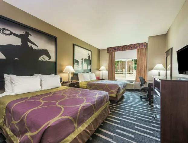 Super 8 by Wyndham Fort Worth North hotel detail image 4