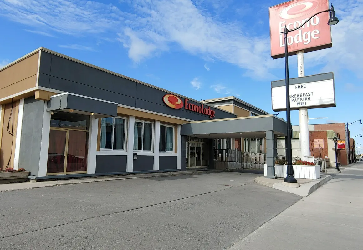 Econo Lodge City Centre hotel hero
