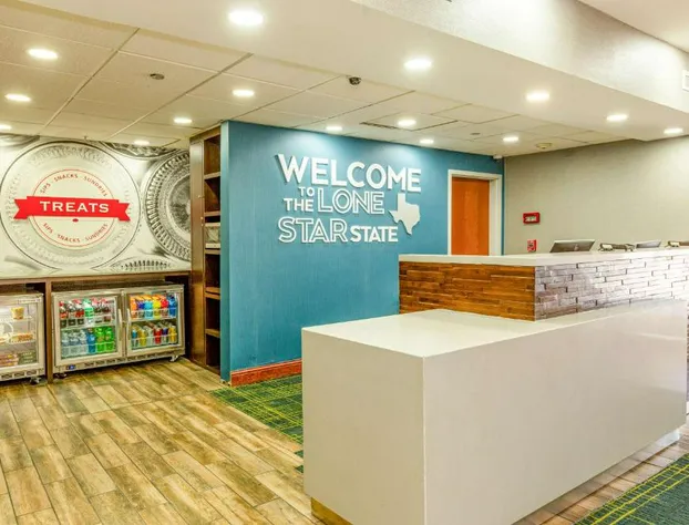 Hampton Inn & Suites Fort Worth-West-I-30 hotel detail image 1