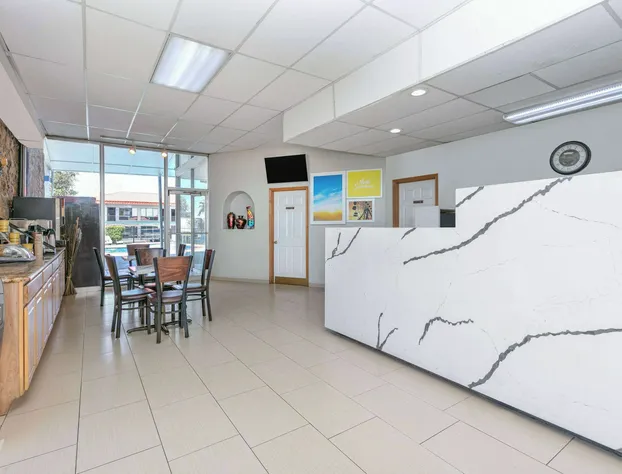 Days Inn by Wyndham South Fort Worth hotel detail image 3