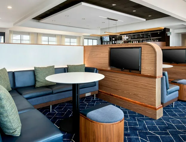 Courtyard by Marriott Rye hotel detail image 3