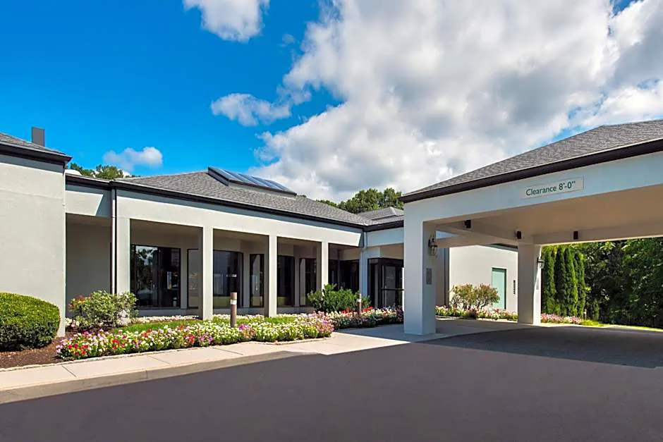 Courtyard by Marriott Tarrytown Westchester County hotel hero