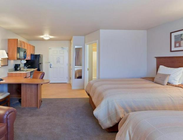 Candlewood Suites Lakewood hotel detail image 3