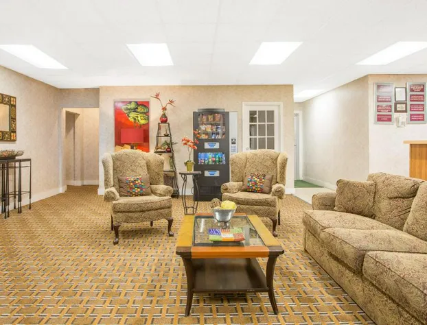 Days Inn by Wyndham Chester hotel detail image 2