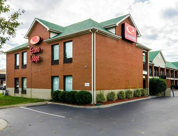 Econo Lodge Richmond hotel detail image 1