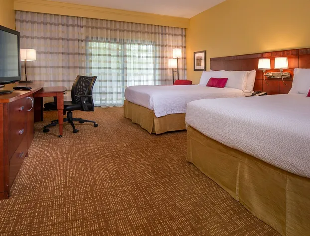 Courtyard by Marriott Richmond West hotel detail image 4