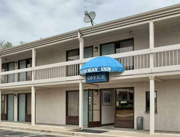 Rodeway Inn hotel detail image 2