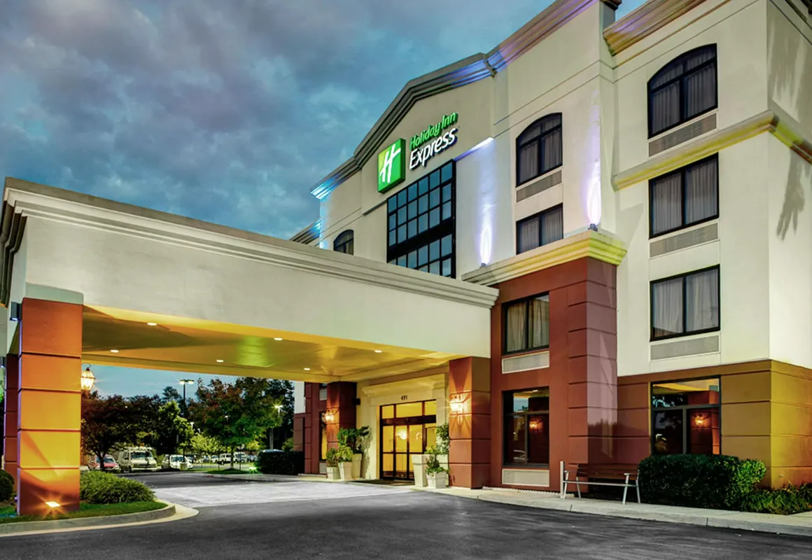 Holiday Inn Express Richmond Airport by IHG hotel hero