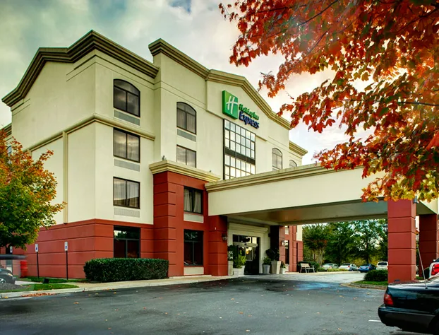 Holiday Inn Express Richmond Airport by IHG hotel detail image 1