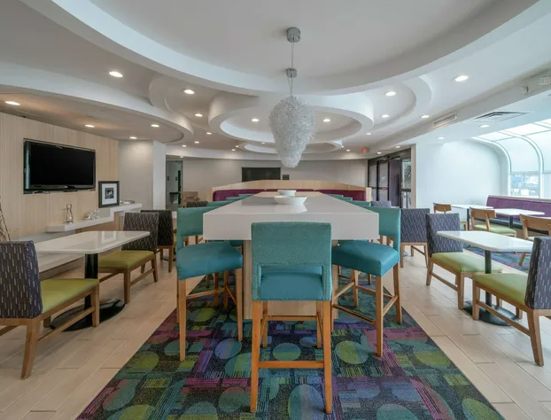 Hampton Inn by Hilton Hopewell Fort Gregg-Adams hotel detail image 2