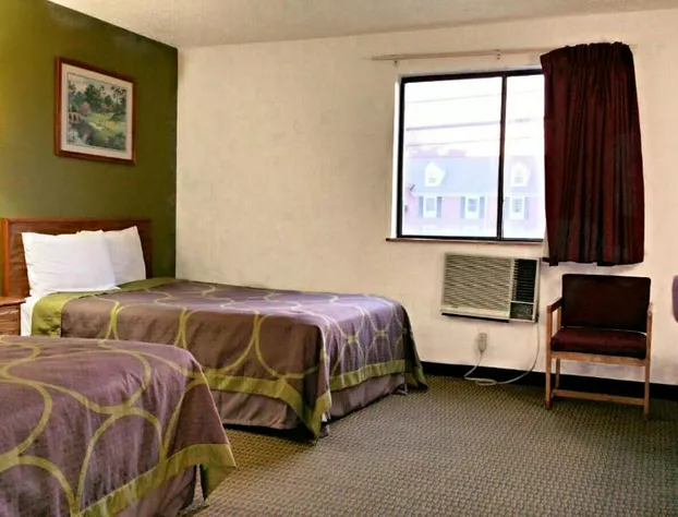 Super 8 by Wyndham Richmond/Broad Street hotel detail image 4