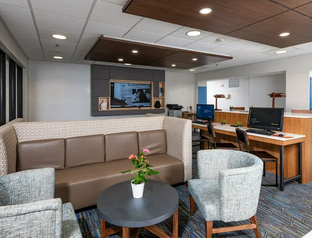 Holiday Inn Express Newport North - Middletown by IHG hotel detail image 4