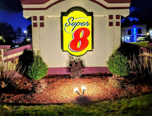 Super 8 by Wyndham West Greenwich/Providence hotel detail image 2