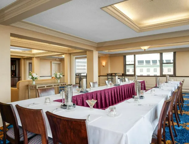 Hampton Inn & Suites Providence Downtown hotel detail image 2