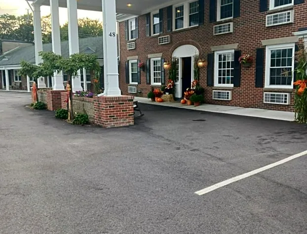 Colonial Inn Seekonk hotel detail image 1