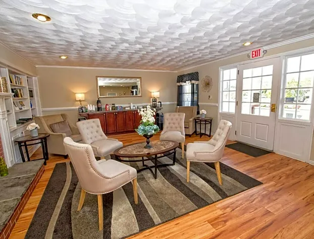 Colonial Inn Seekonk hotel detail image 2