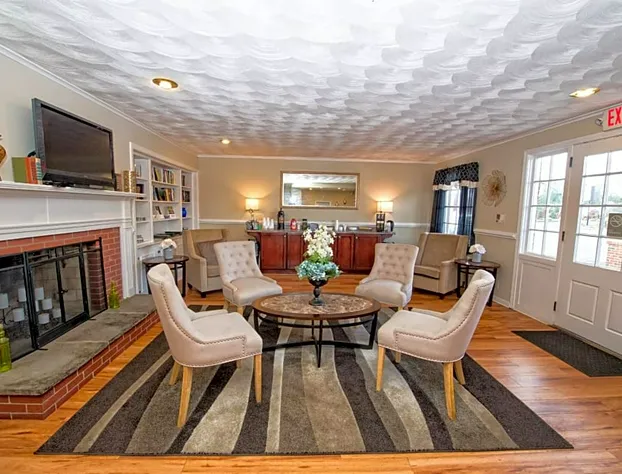 Colonial Inn Seekonk hotel detail image 3