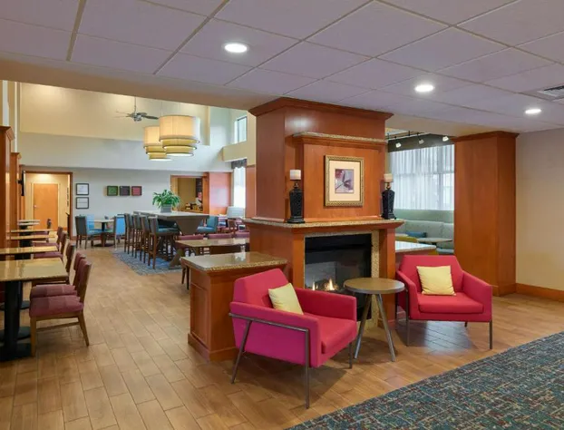 Hampton Inn & Suites Providence/Smithfield hotel detail image 4