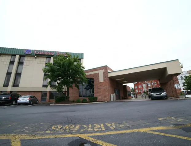 Comfort Suites Bethlehem Near Lehigh University and LVI Airport hotel detail image 3