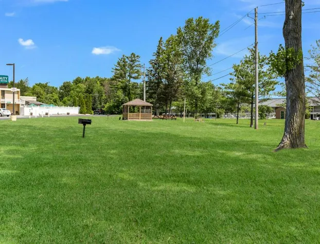 Quality Inn & Suites hotel detail image 3