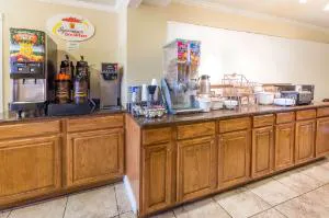 Super 8 by Wyndham Colorado Springs/Chestnut Street hotel detail image 2