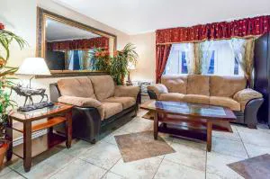 Super 8 by Wyndham Colorado Springs/Chestnut Street hotel detail image 1