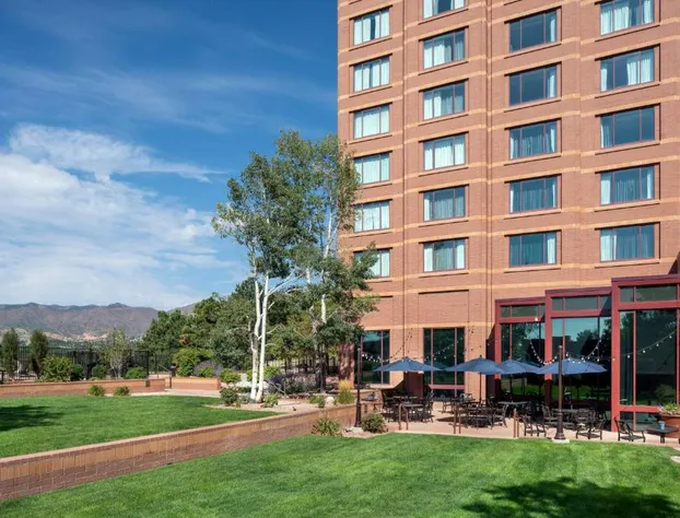 Colorado Springs Marriott hotel detail image 1