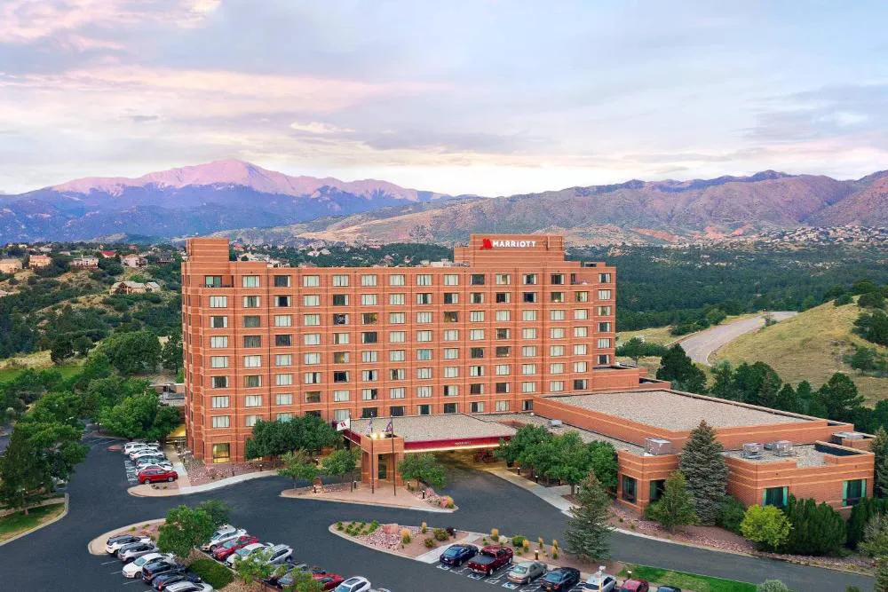 Colorado Springs Marriott hotel hero