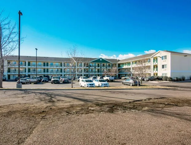 HomeTowne Studios By Red Roof Colorado Springs - Airport hotel detail image 2