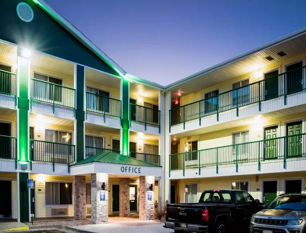 HomeTowne Studios By Red Roof Colorado Springs - Airport hotel detail image 4