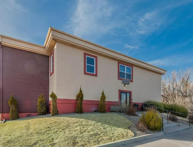 Days Inn by Wyndham Manitou Springs hotel detail image 3