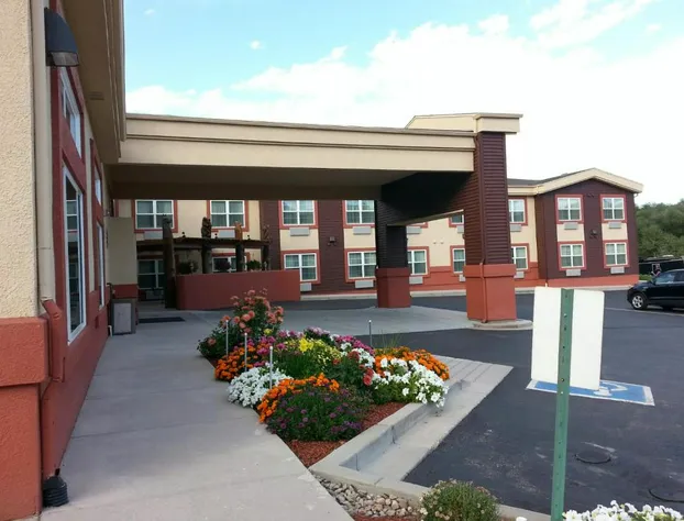 Days Inn by Wyndham Manitou Springs hotel detail image 1