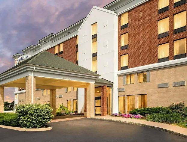 Comfort Inn Lehigh Valley West - Allentown hotel detail image 1